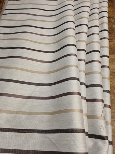 Beige horizontal stripe